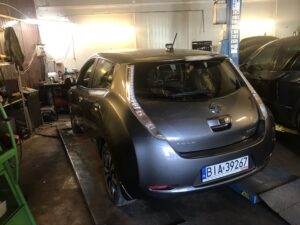 Naprawa Samochodu Elektrycznego Nissan